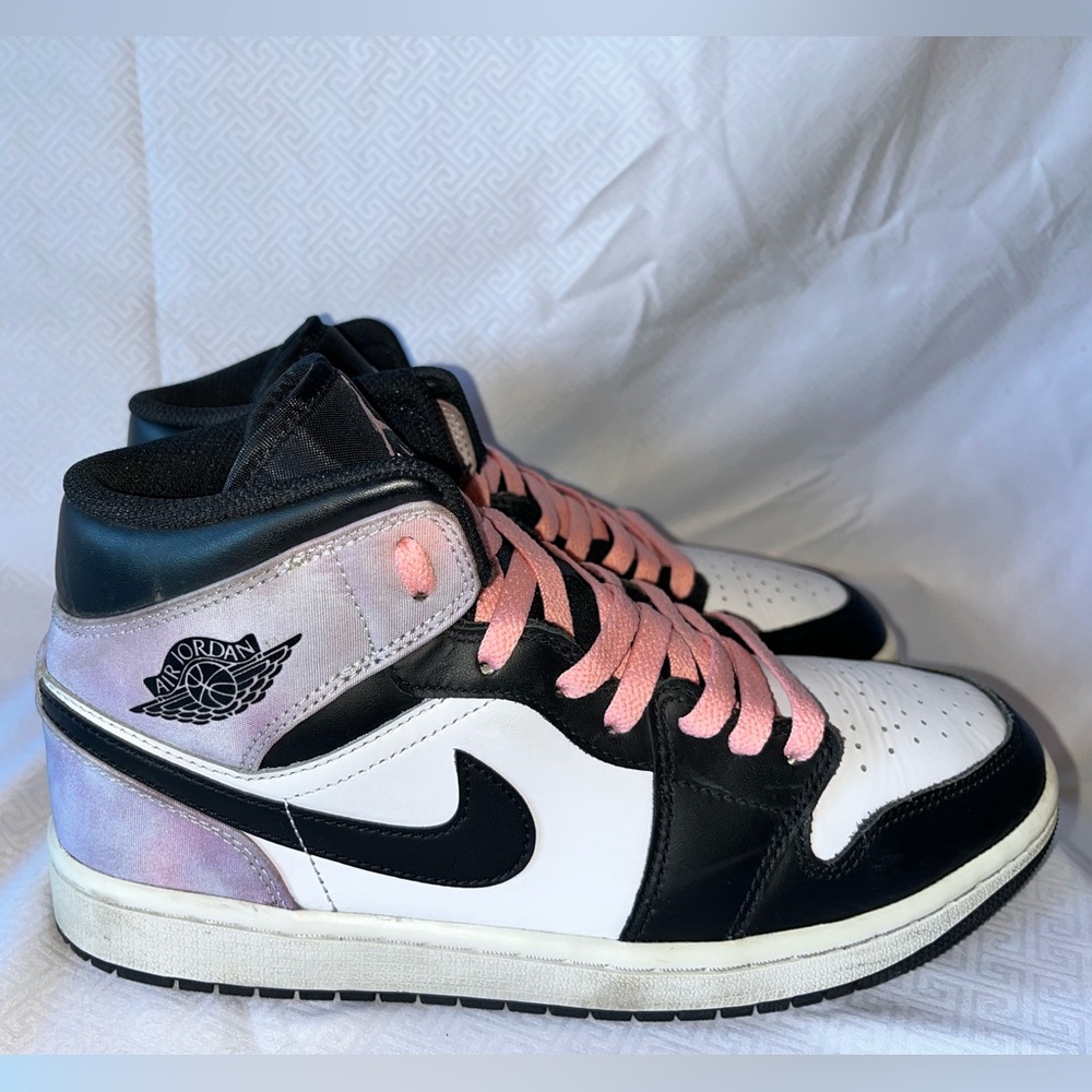 Nike Air Jordans 1 Mid SE  Zen Master  DM 1200-001 Size 8.5. No box